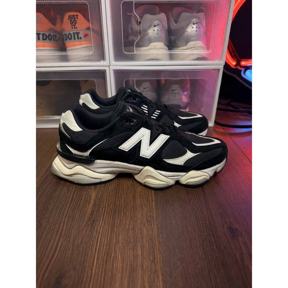 New Balance 9060 Black White Mens Size 9 Sneakers U9060AAA